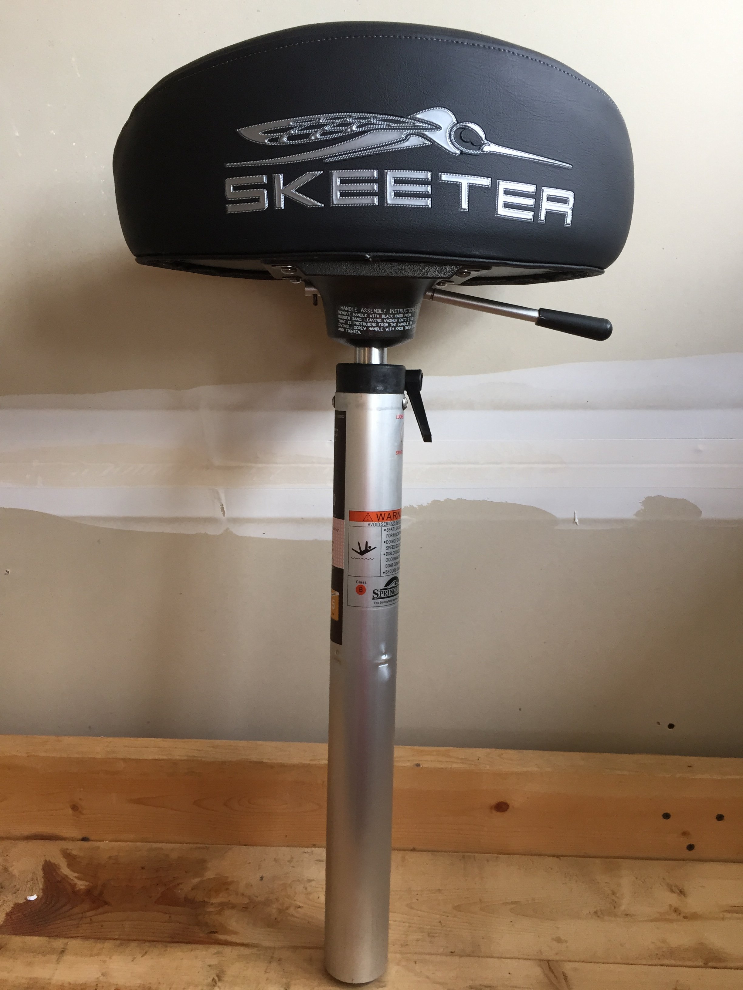 Skeeter butt seat and power    pedestal NEW - Classified Ads 