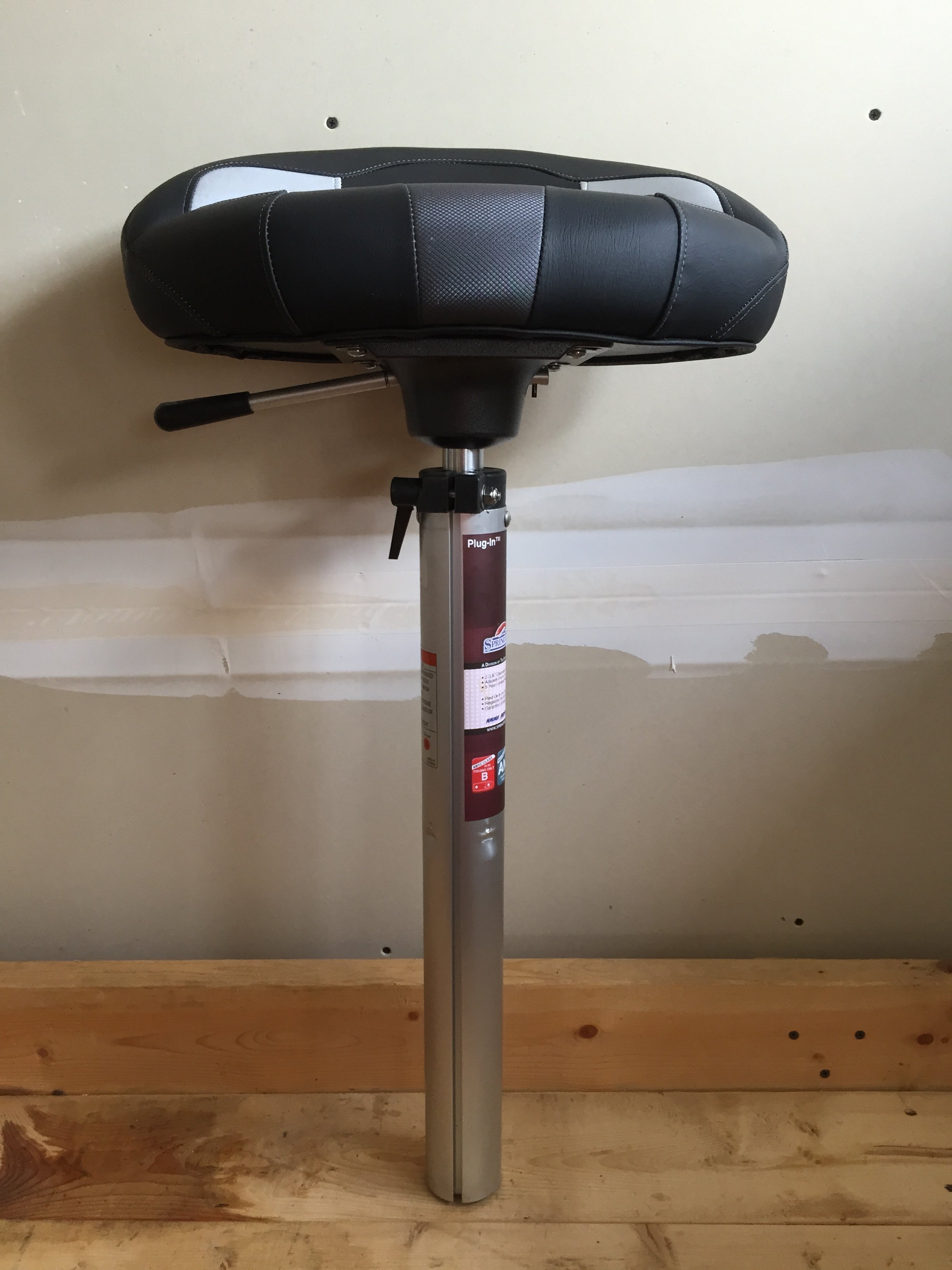 Skeeter butt seat and power pedestal NEW - Classified Ads - Classified Ads
