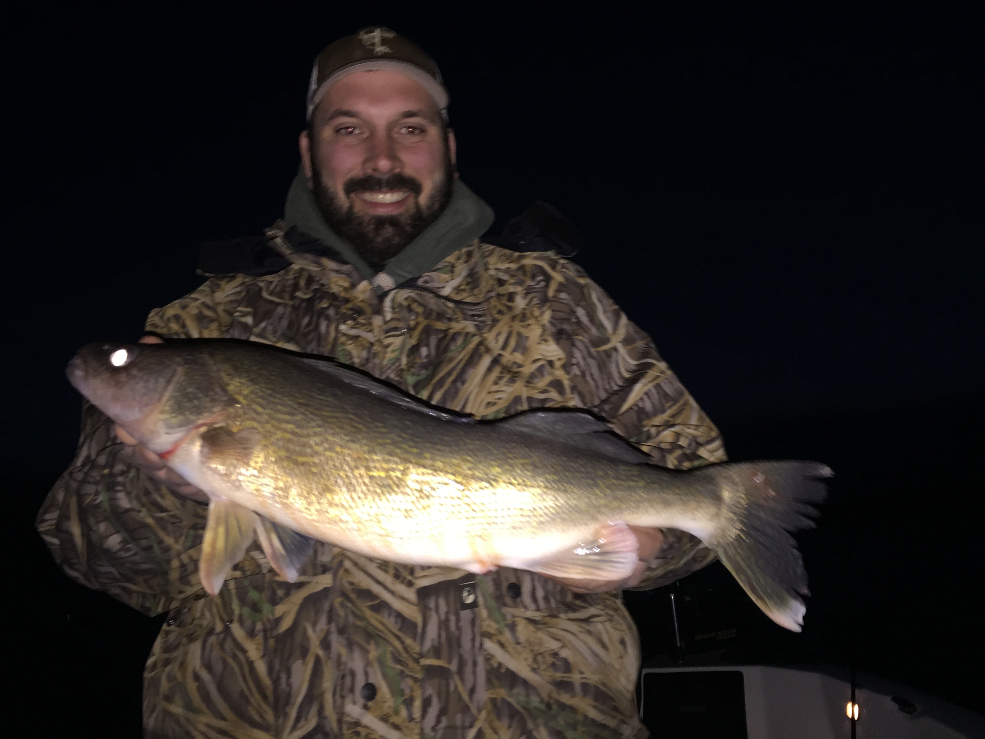 Fall Walleyes on Leech Lake!, October Jig Bite