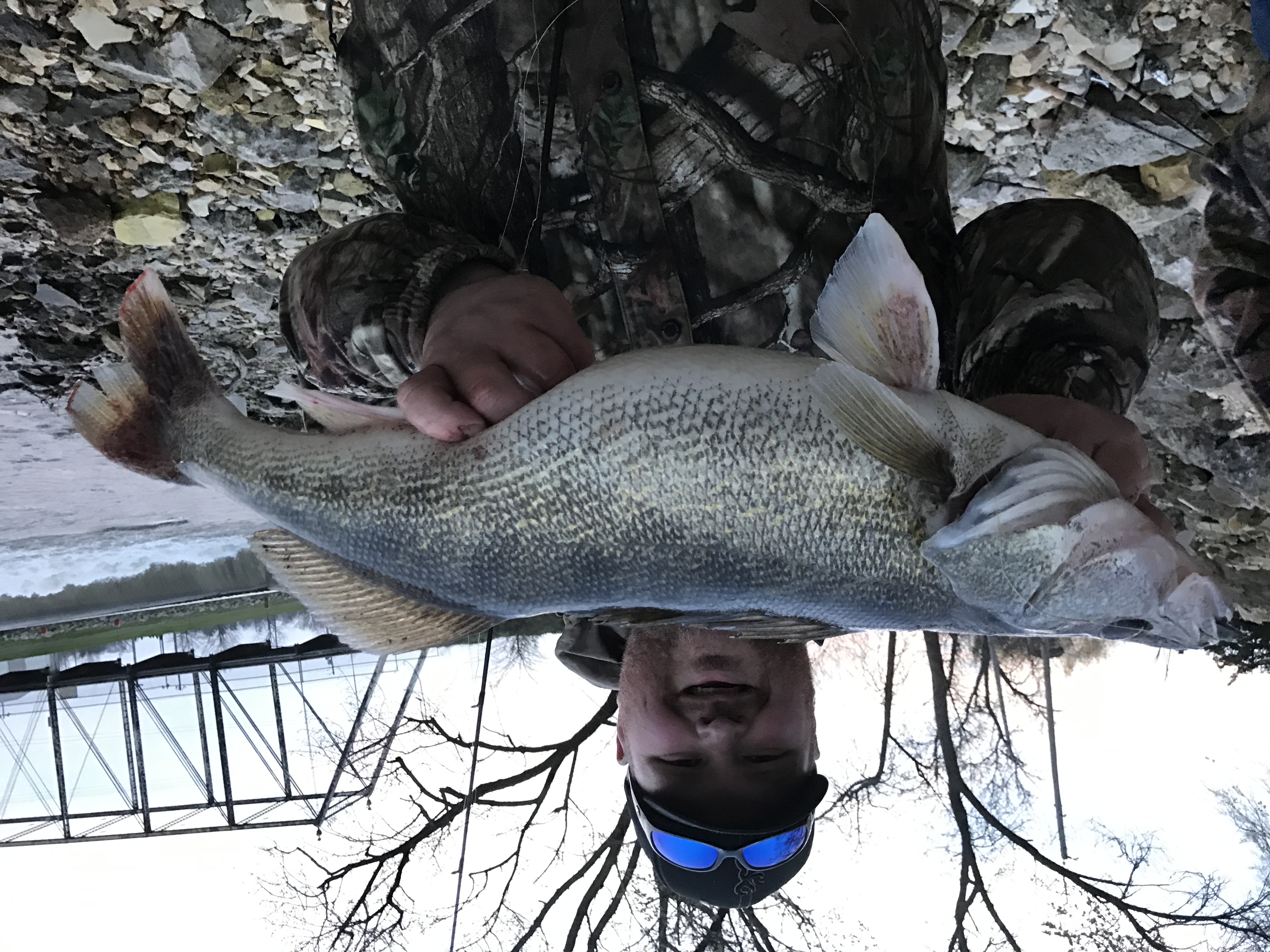 10+ lb walleye! Wapsi, Small River, Big Bite!! - Wapsipinicon