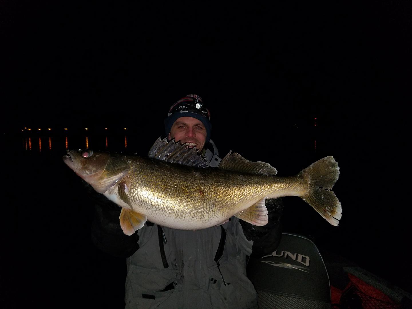 Monster Pool 4 Walleye and report - Mississippi River – Walleye - Mississippi  River – Walleye