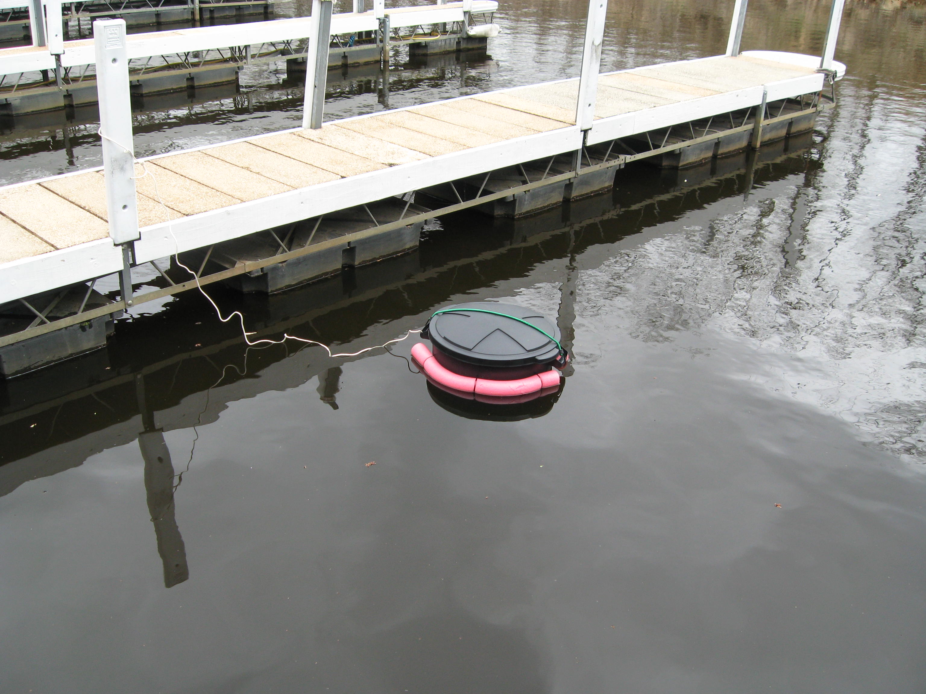 Live Bait Fish Pens Cages for Docksides - Live Bait Holding Pens