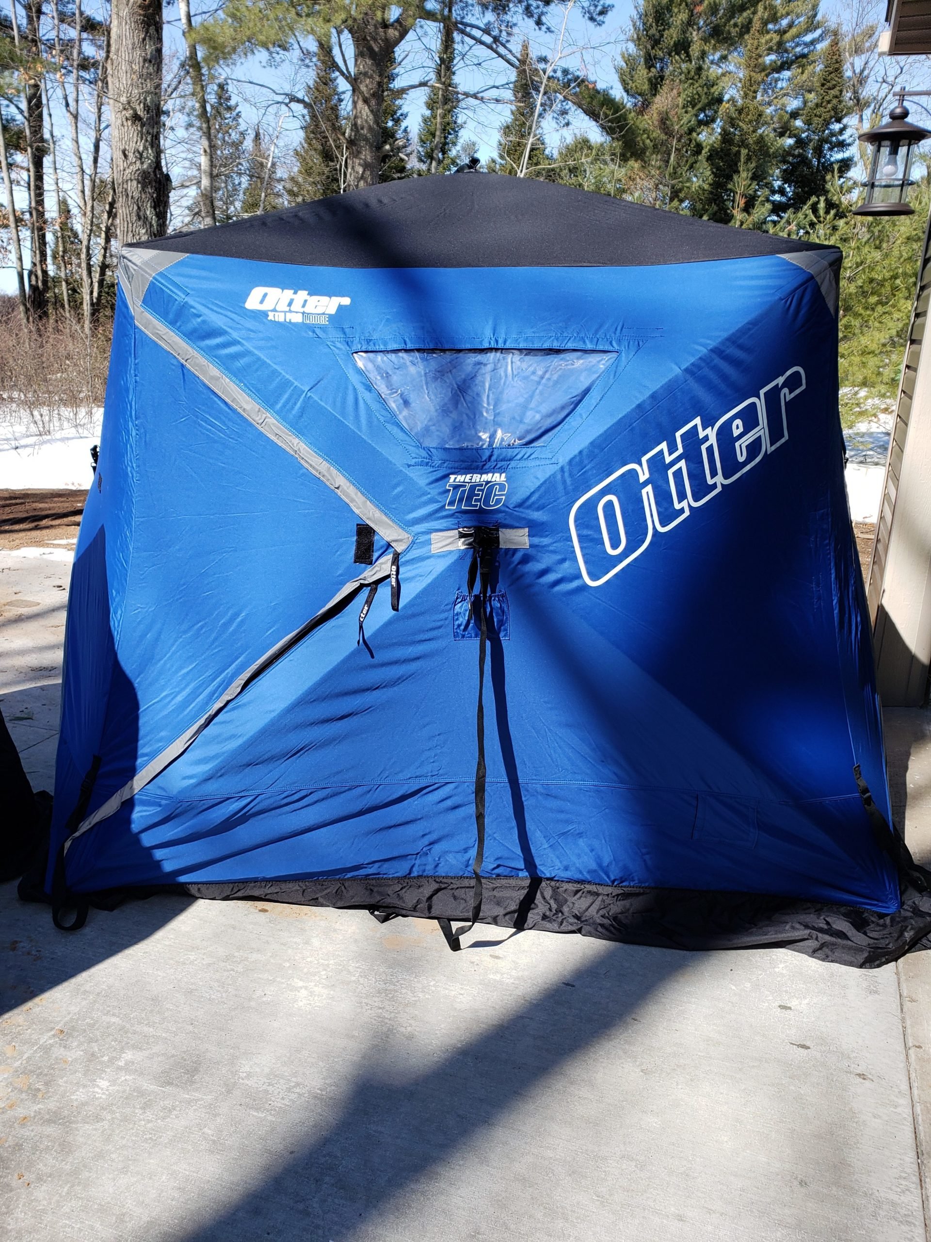Otter XTH pro lodge insulated hub shelter and Otter Pro series Magnum size  sled - Classified Ads - Classified Ads