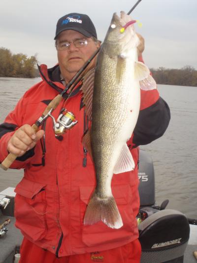 Mississippi River Pool 2 Fall Walleyes - Fishing Reports