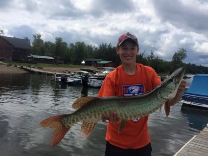 Conner-Schmidt-caught-this-32-inch-Muskie-off-the-dock-today